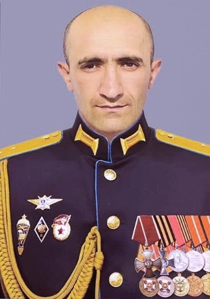 Худайнатов Фархад Чаринович.